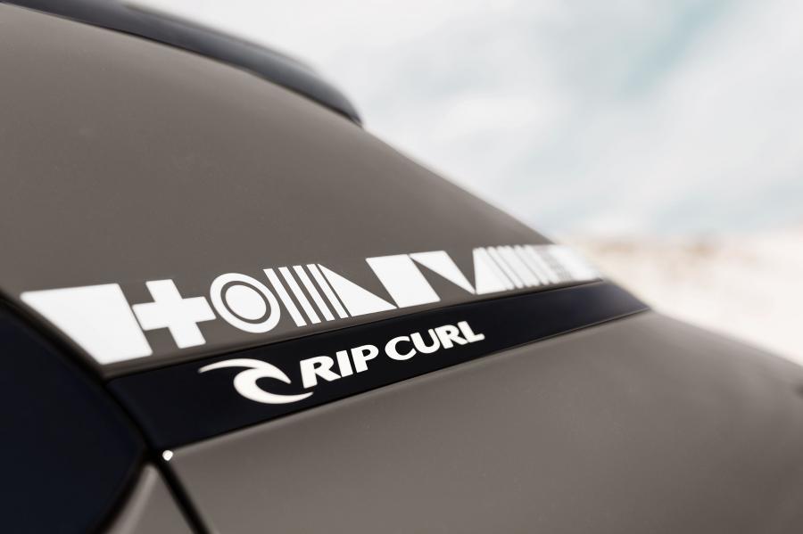 Логотип Citroen C4 Cactus Rip Curl Special Edition 2016 года  (фото 21 из 27)